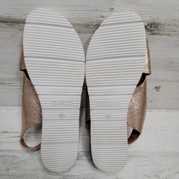 GENTLE SOULS KIKI GOLD SANDALS, SIZE 10 - Picture 6 of 7